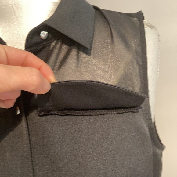 GUESS Black sleeveless blouse Size XS - Picture 7 of 10